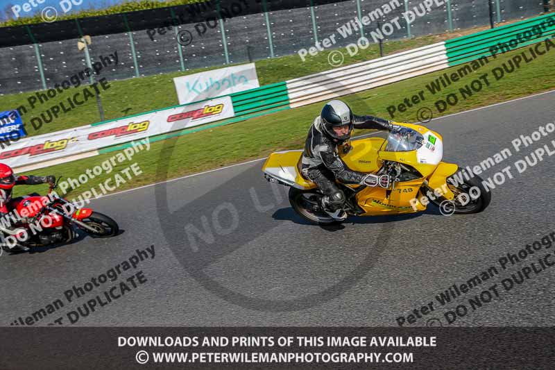 PJM Wedding Photography;enduro digital images;event digital images;eventdigitalimages;mallory park;mallory park photographs;mallory park trackday;mallory park trackday photographs;no limits trackdays;peter wileman photography;racing digital images;trackday digital images;trackday photos